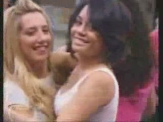 Story-Nessa-zac-lov3