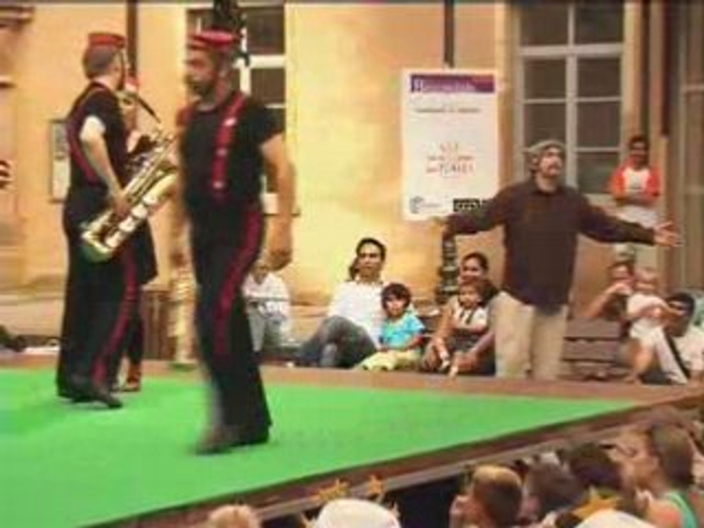⁣les grooms - les ballets grooms