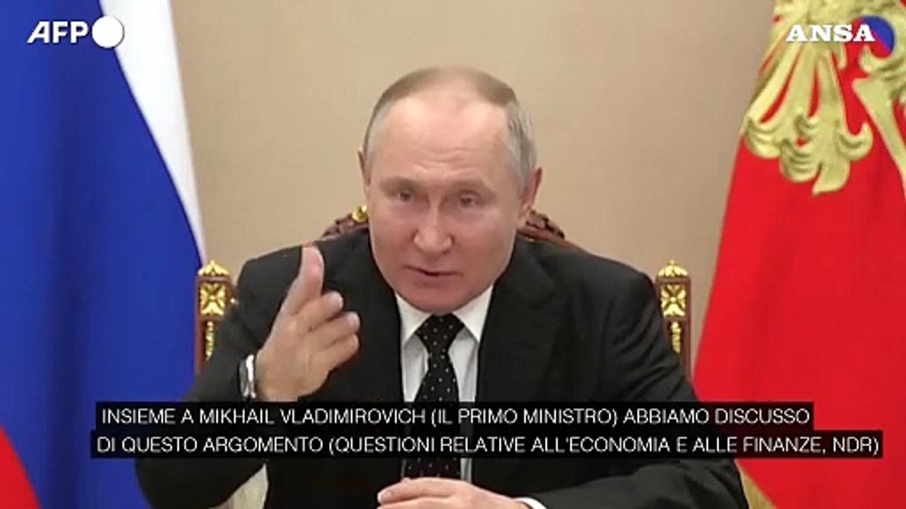 Ucraina, Putin: "la comunita' internazionale e' l'impero delle bugie"