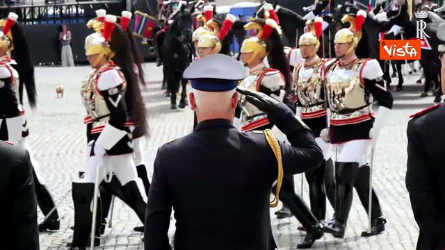 Ecco Briciola, il cane mascotte al cambio della Guardia in forma solenne al Quirinale