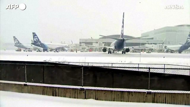 Usa: forte nevicata sullo stato di Washington, ritardi e cancellazioni per molti voli