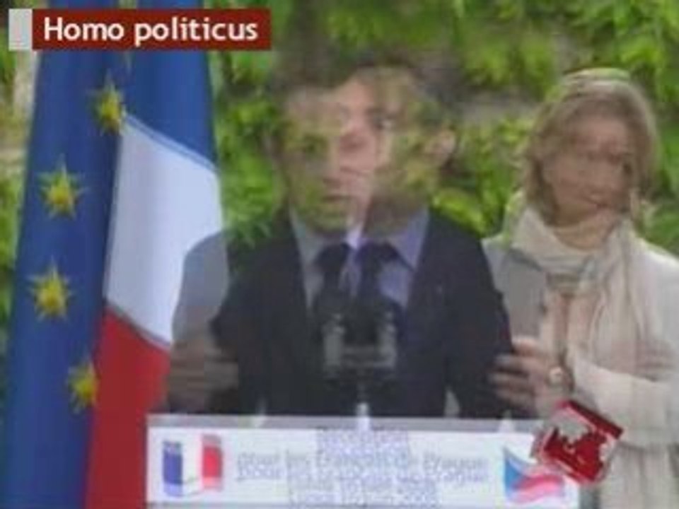 Sarko et son téléphone...