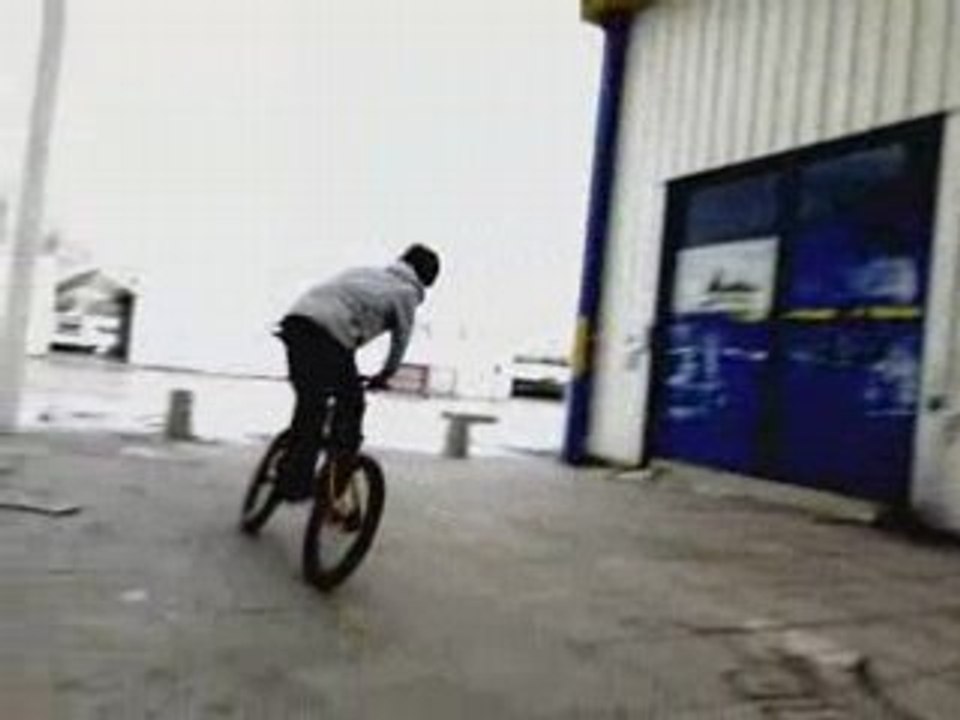 debut video