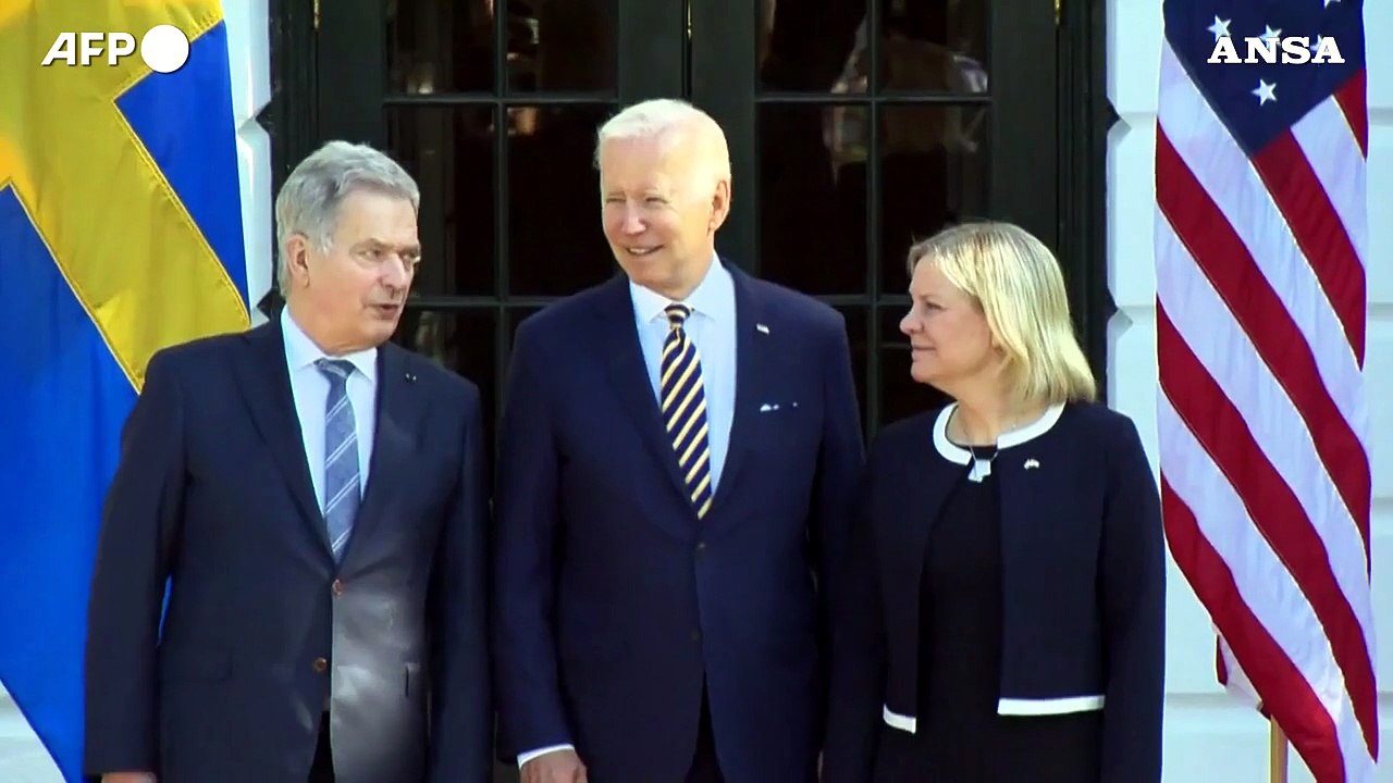 Biden: "Svezia e Finlandia soddisfano tutti i requisiti della Nato"
