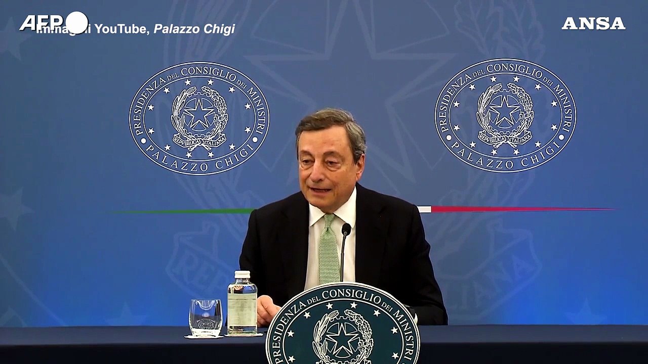 Draghi chiama Putin: "sbloccate il grano ucraino"