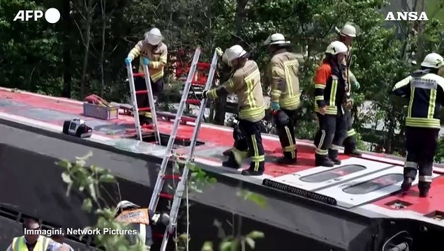 Germania, deraglia un treno in Baviera: almeno tre morti e 60 feriti