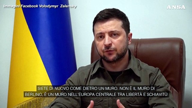Ucraina, Zelensky al Bundestag: A ogni bomba si alza un muro con l'Ue