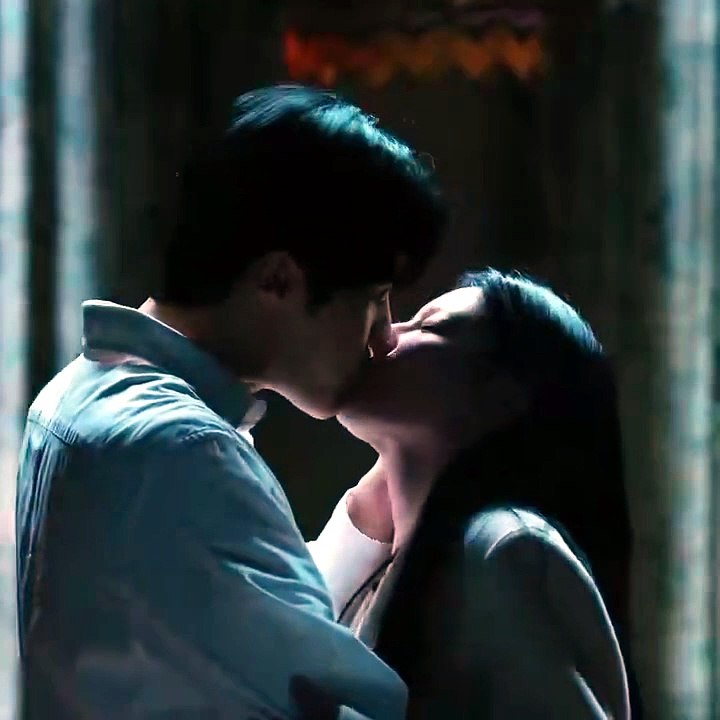 Ate Her Lips