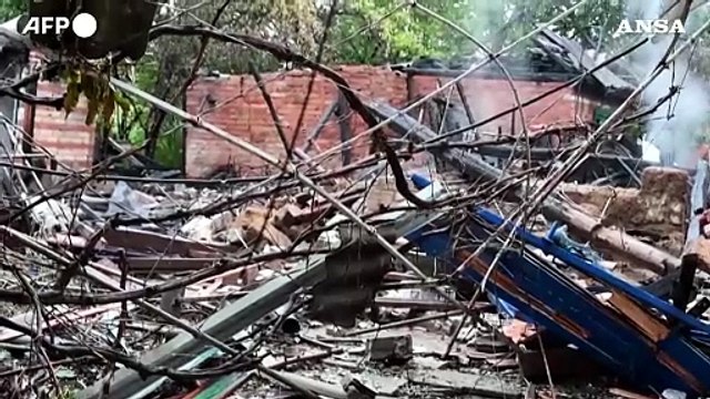 Ucraina, la distruzione dopo i bombardamenti nella regione di Kharkiv