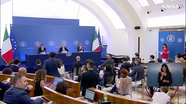 Draghi: Governo con ultimatum non lavora e non ha senso di esistere