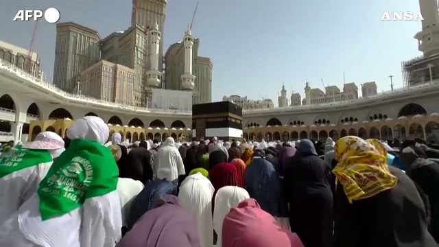 La Mecca, oltre un milione e mezzo di musulmani per l'Hajj