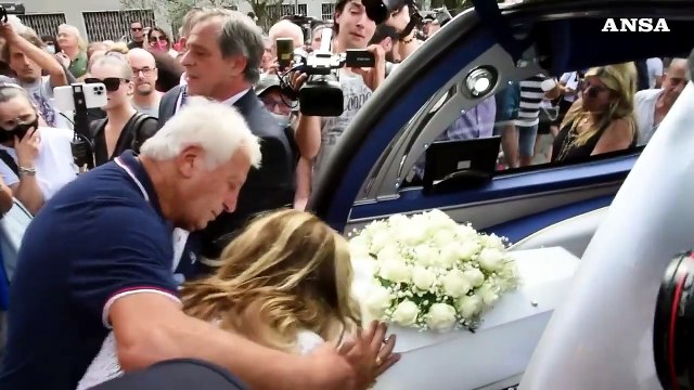 Bimba morta: la disperazione della nonna materna