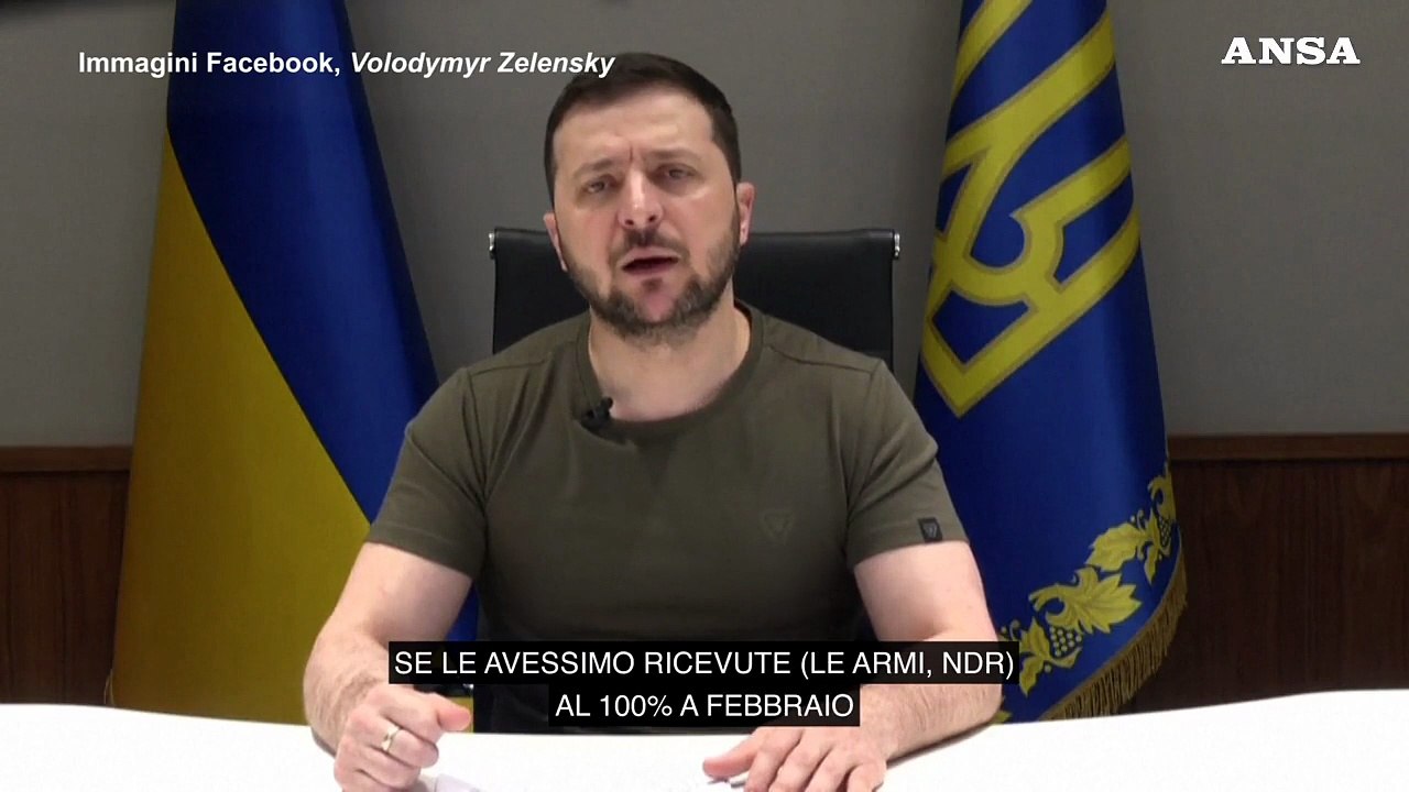 Zelensky: "Servono sanzioni massime contro la Russia"
