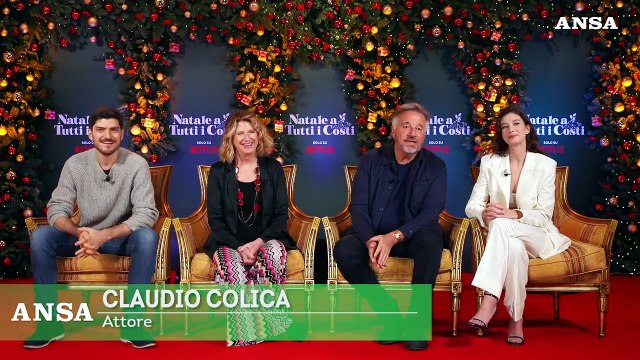 Cinema, su Netflix arriva Natale a tutti i costi : disponibile dal 19 dicembre