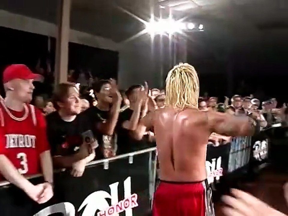 [ROH] CM Punk vs. Samoa Joe (6/12/2004)