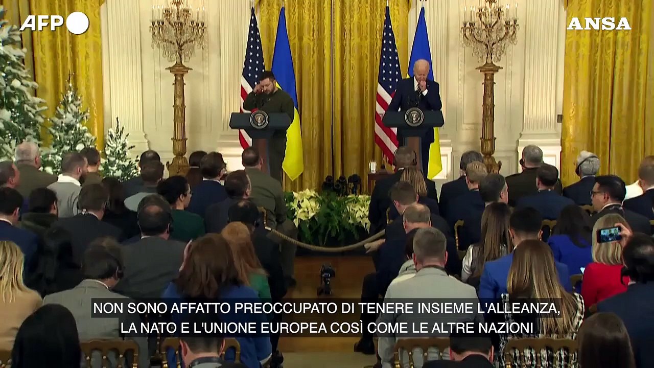 Ucraina, Biden a Zelensky: "Non sarete mai soli"