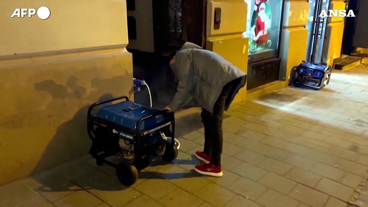 Ucraina, Leopoli al buio dopo un attacco