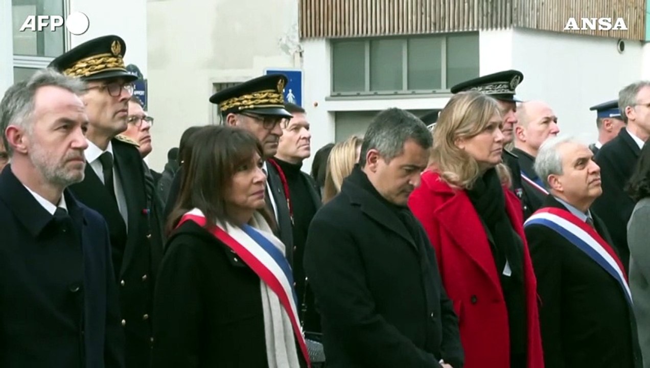 Charlie Hebdo, otto anni dopo. La commemorazione a Parigi
