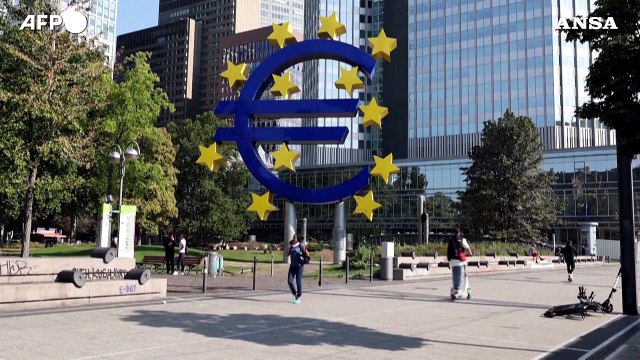 Visco chiede prudenza sul debito e sui tassi della Bce