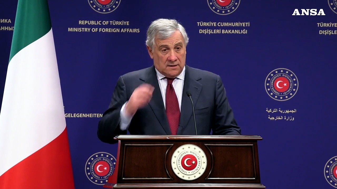 Tajani: "Lavorare insieme ad Ankara per ridurre migrazioni illegali"
