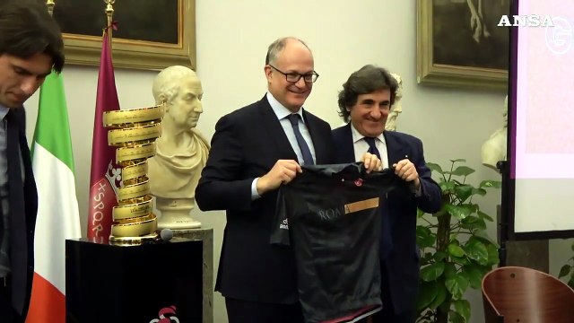 Ciclismo: il Giro d'Italia si chiude a Roma, presentata l'ultima tappa