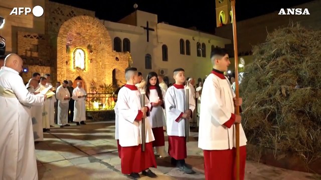 Iraq, messa della vigilia di Natale a Qaraqosh