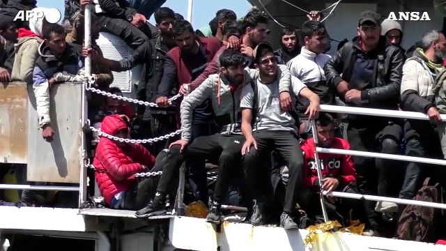 Priorita' svuotare Lampedusa, chiesti anche fondi a Ue
