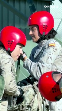 Así fue el salto en paracaídas de la princesa Leonor