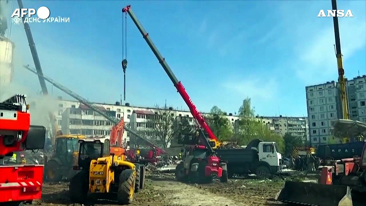 Ucraina, ondata di attacchi russi su tutto il Paese: almeno 15 morti