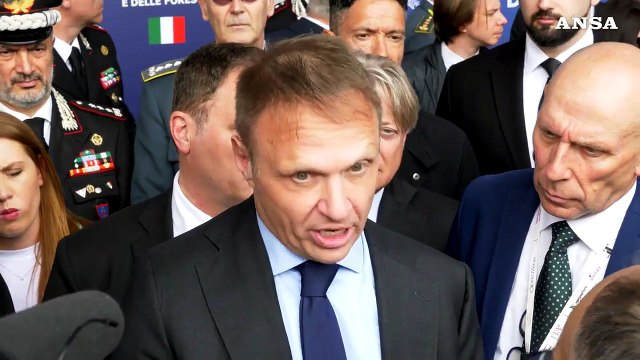Lollobrigida: Non e' vergognoso lavorare in agricoltura