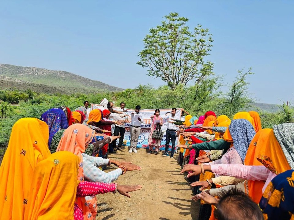 मानसरोवर बांध पर हुआ जल पूजन, दिलाई जल संरक्षण की शपथ