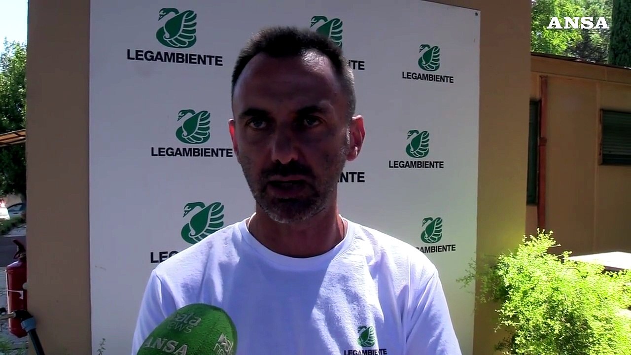 Ambiente, Minutolo (Legambiente): "Mari e laghi minacciati da mala depurazione e scarichi abusivi"