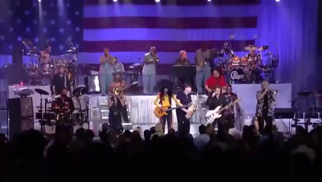 Chicago. Earth, Wind And Fire. 25 Or 6 To 4