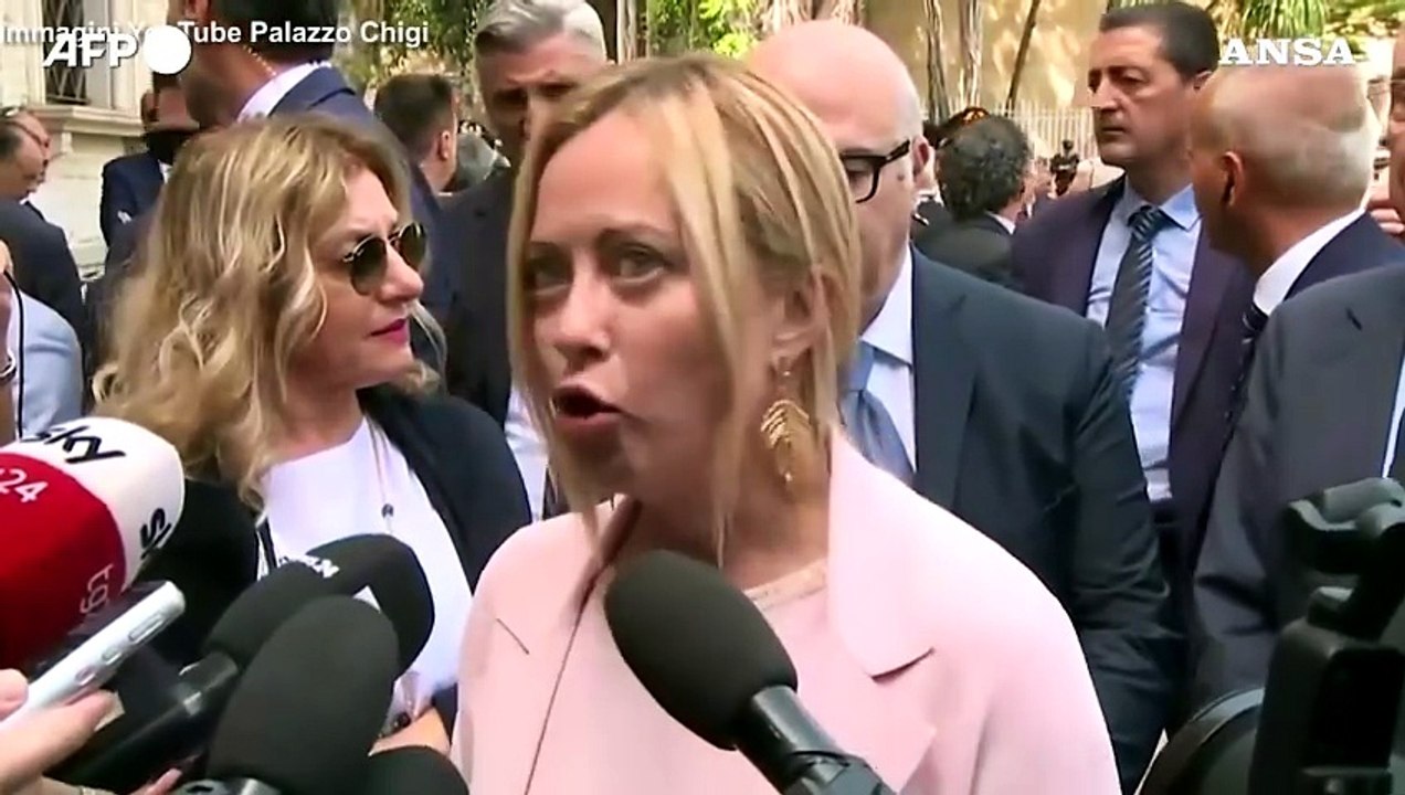 Meloni: "Le cose possono cambiare, sto facendo il mio meglio"
