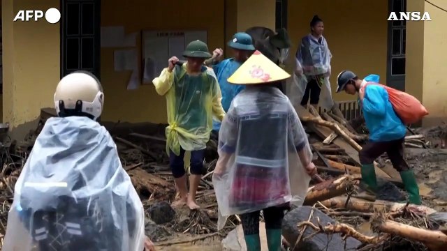Vietnam, inondazioni e frane nel nord del Paese: almeno otto morti