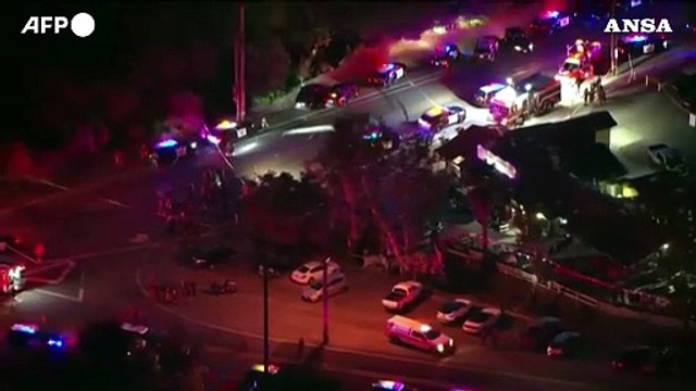 Usa, sparatoria in un bar in California: almeno 3 morti
