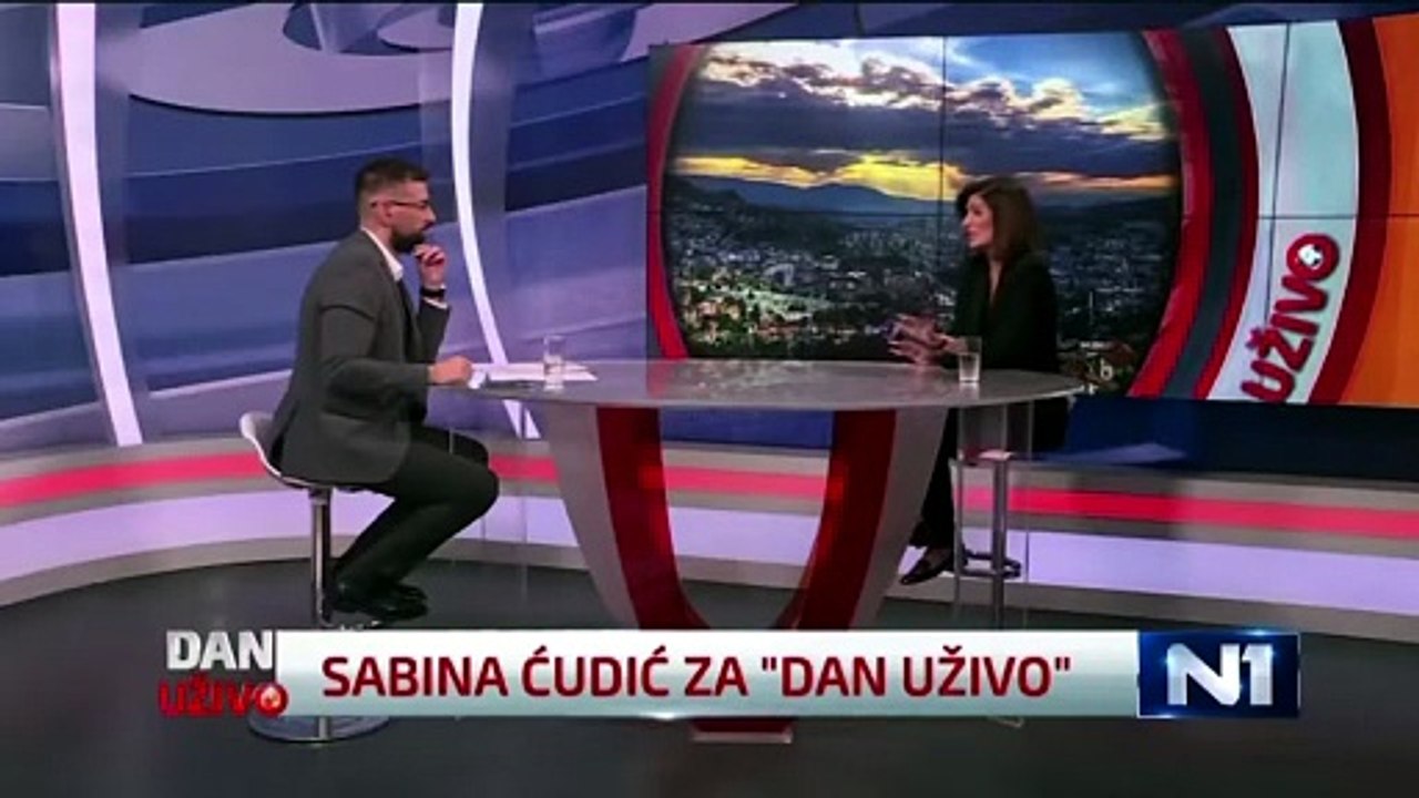 Nikad sa nacionalnim strankama