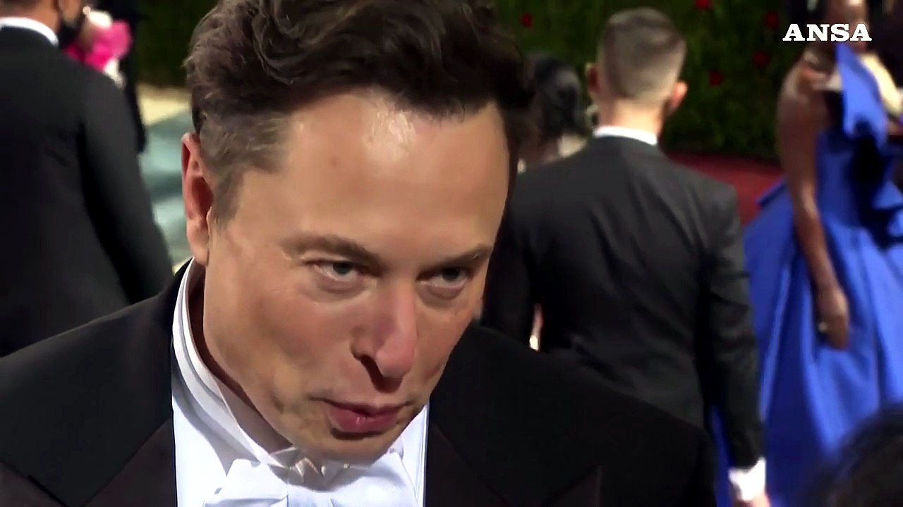 Economia, l'allarme di Musk: "Temo una crisi come nel 2009"