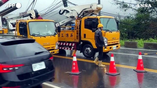 Taiwan, migliaia di case senza elettricita' dopo il passaggio del tifone Koinu