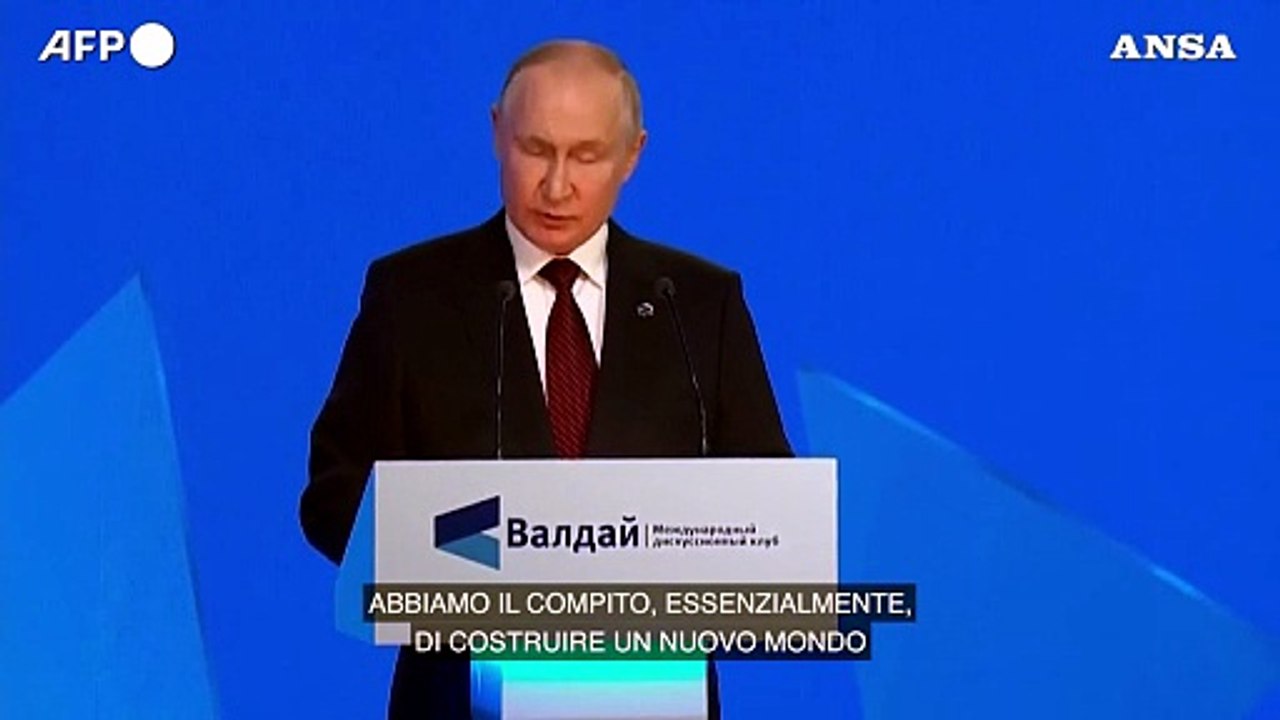 Putin: "La nostra missione e' costruire un nuovo mondo"