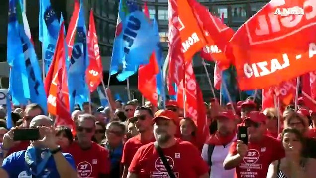 Cgil e Uil vanno avanti su sciopero. Salvini, interverro'