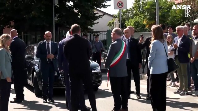 Mattarella a Brandizzo, mazzo di fiori sul luogo dell'incidente