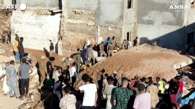 Libia, Derna sotto il fango dopo le inondazioni