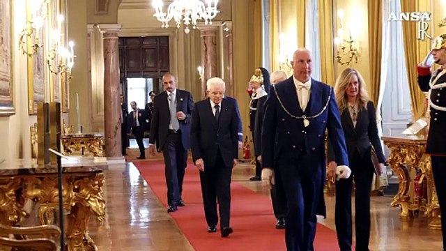 Meloni e ministri al Quirinale per colazione di lavoro