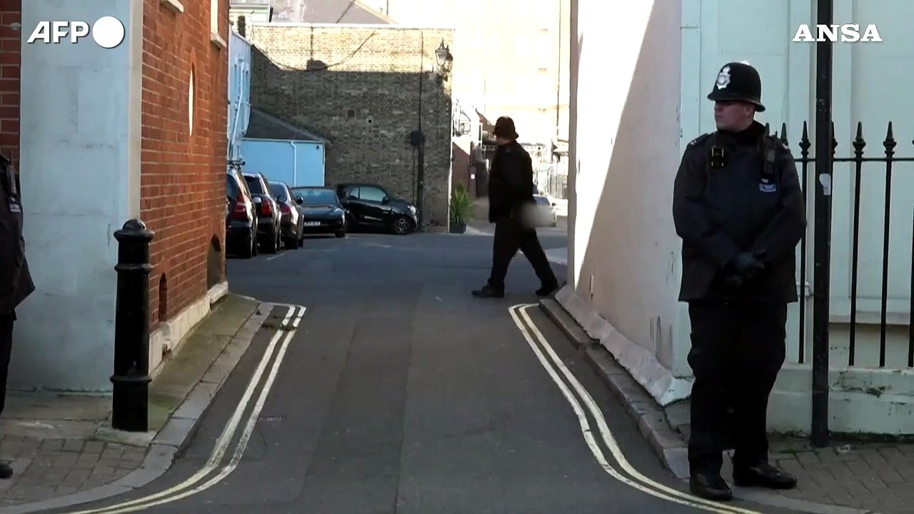 Londra, il principe William fa visita a Kate in ospedale