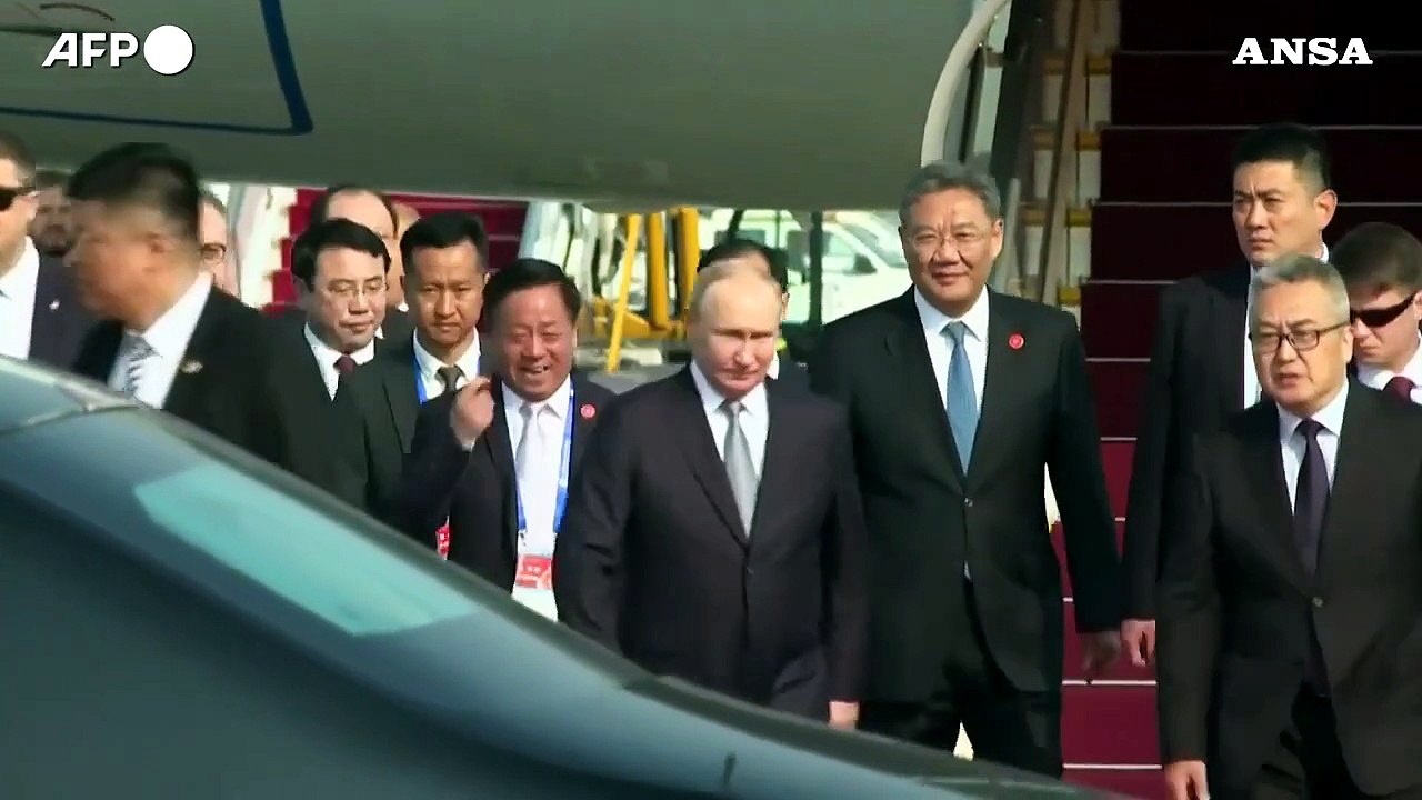 Il presidente russo Vladimir Putin e' arrivato in Cina