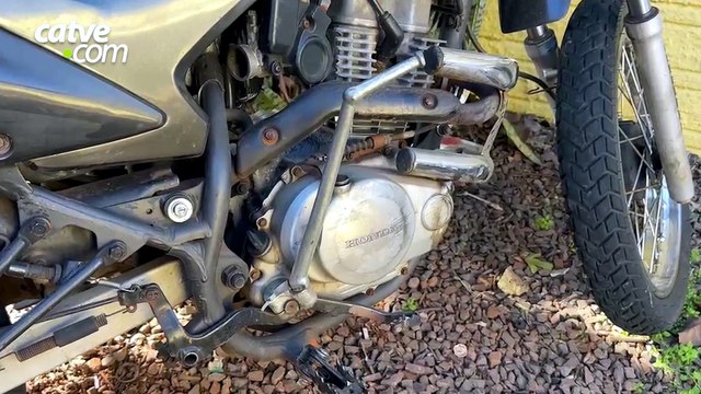 Motociclista sofre fratura exposta após acidente na rua Rio da Paz, em Cascavel