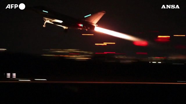 Yemen: Raid Usa e Gran Bretagna contro postazioni Houthi