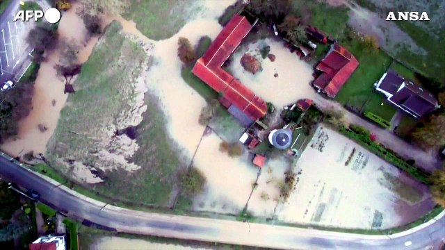 Francia, allerta rossa nel dipartimento del Pas-de-Calais: esonda fiume Aa