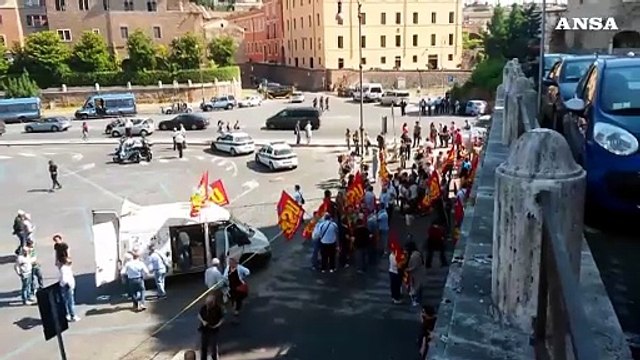 L'occupazione cresce, ma l'Italia resta fra le peggiori dell'area Ocse